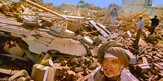 essay on gujarat earthquake 26 january 2001